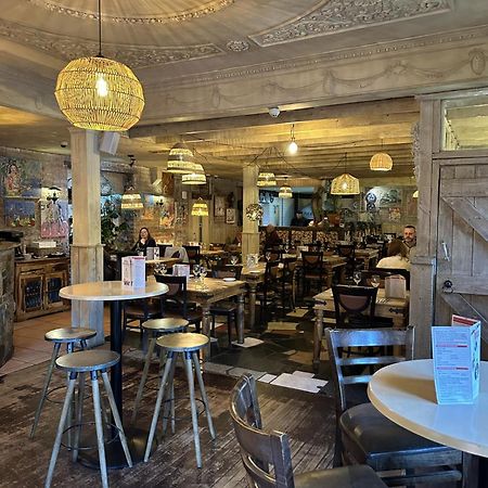 Michelangelos - Rooms, Restaurant & Bar غيتْسْهيد المظهر الخارجي الصورة